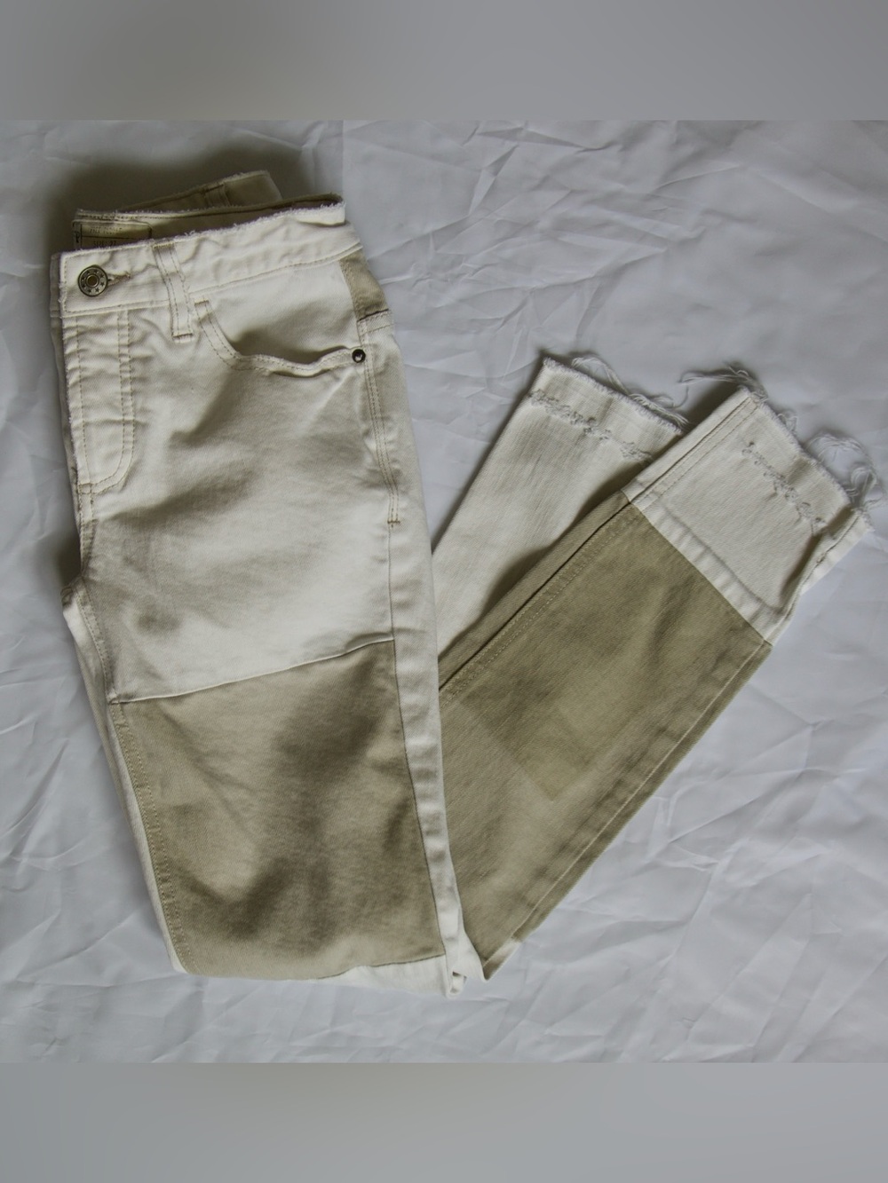 Free People Women's Two-Tone Color Block White and Tan Jeans 26